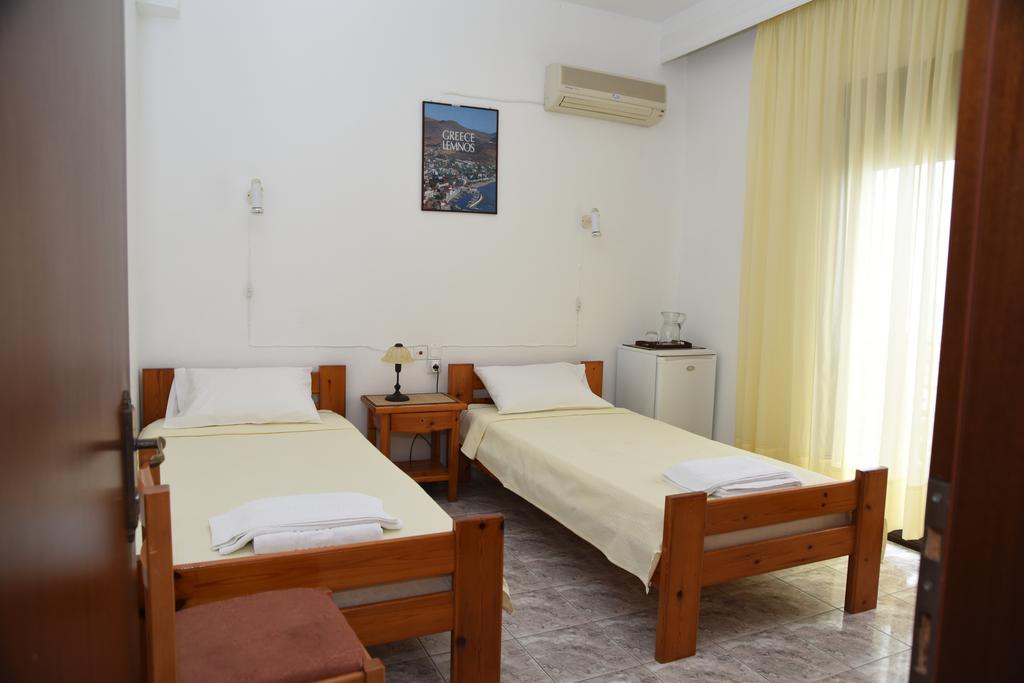 Anestis Chatzimihail Rooms Kamariotissa Екстериор снимка